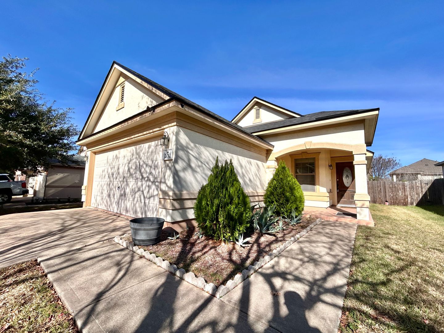 Georgetown House: 2011 Ashberry Trail