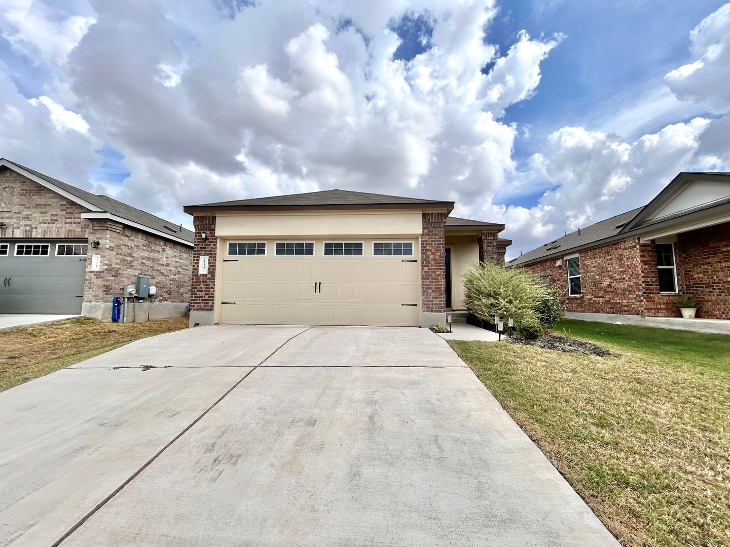 Hutto House: 117 Allegro Drive