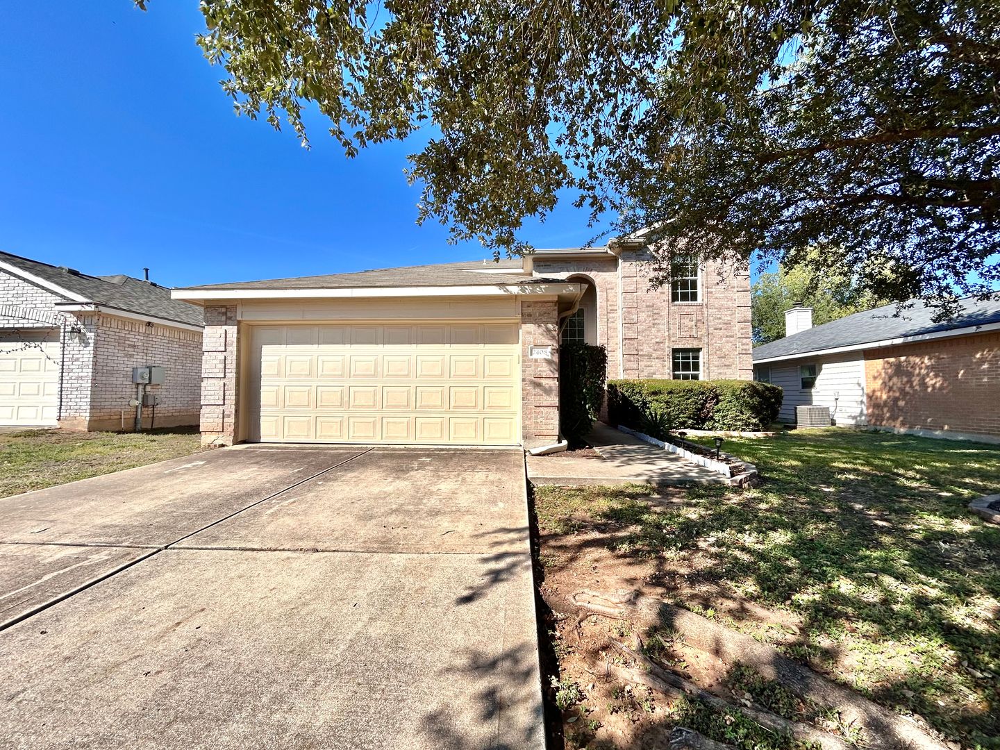 Cedar Park House: 2408 Romeo Drive