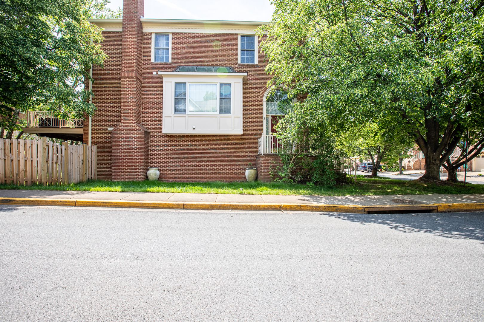 Rockville Townhome: 10134 Sterling Terr