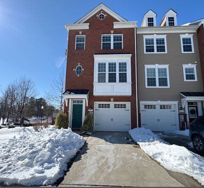 8274 White Star Xing, Pasadena, MD 21122