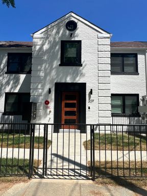 Charming 3 BR/1 BA Apartment in Petworth! – photo 1