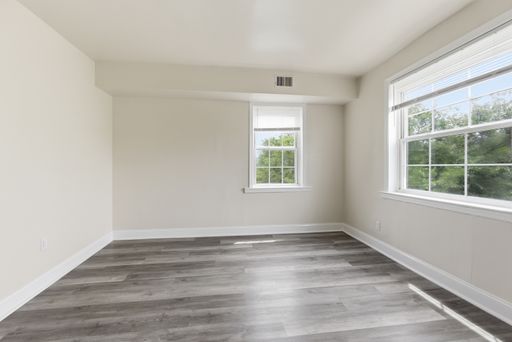 Lovely 3 BR/1 BA Apartment in Buena Vista! – photo 1