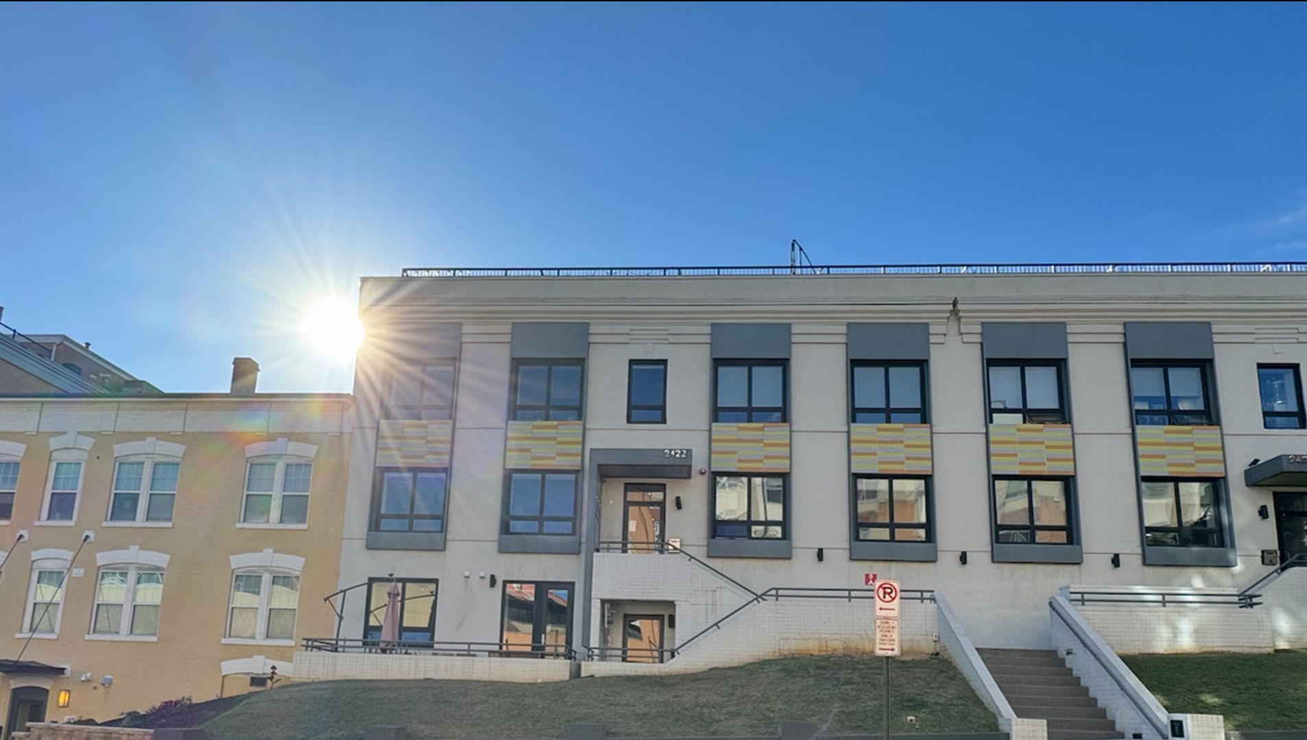 Washington Condo: 2422 17th St NW