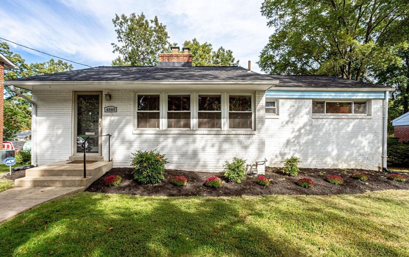 University Park House: 6707 40th Ave