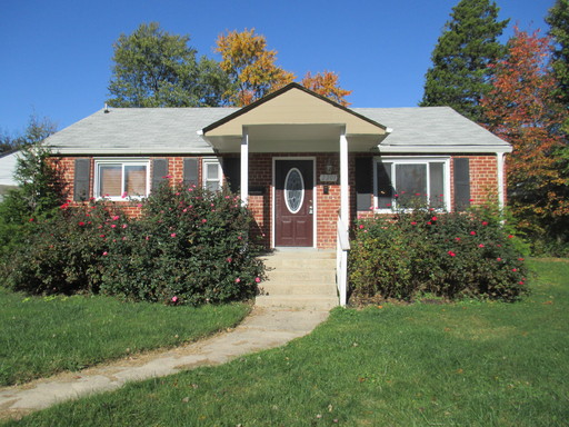 Spacious 4 BR/2 BA Single-Family Home in Wheaton! – photo 1