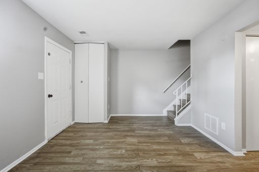 Charming 2 BR/1.5 BA Townhome in Annapolis with Bright Living Spaces and Spacious Kitchen! – photo 1