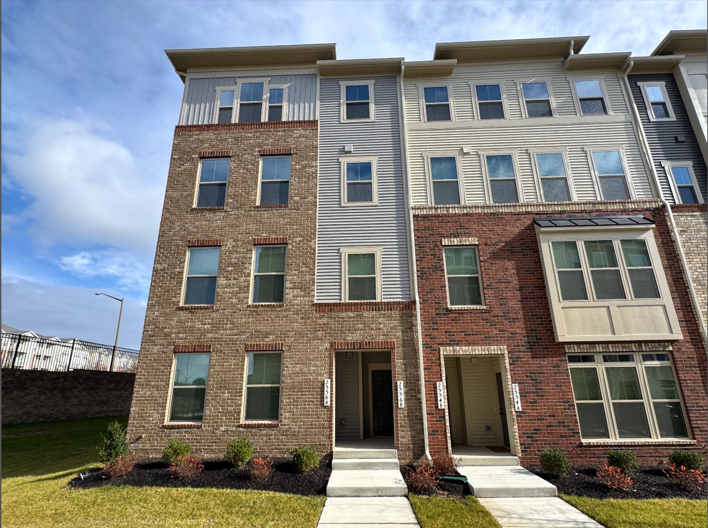 Ellicott City Townhome: 2556B Verona Pl