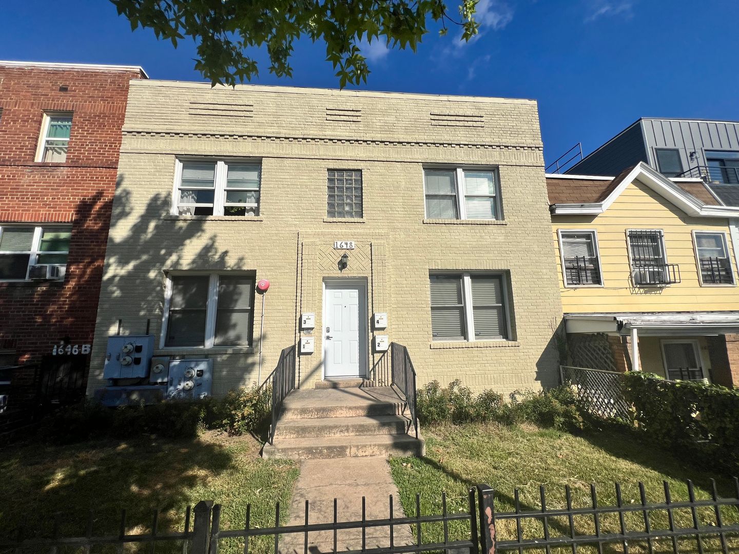 Washington Condo: 1648 Montello Ave NE