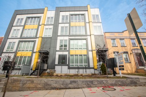 Stunning 2 BA/2 BR Condo in Langston! – photo 1