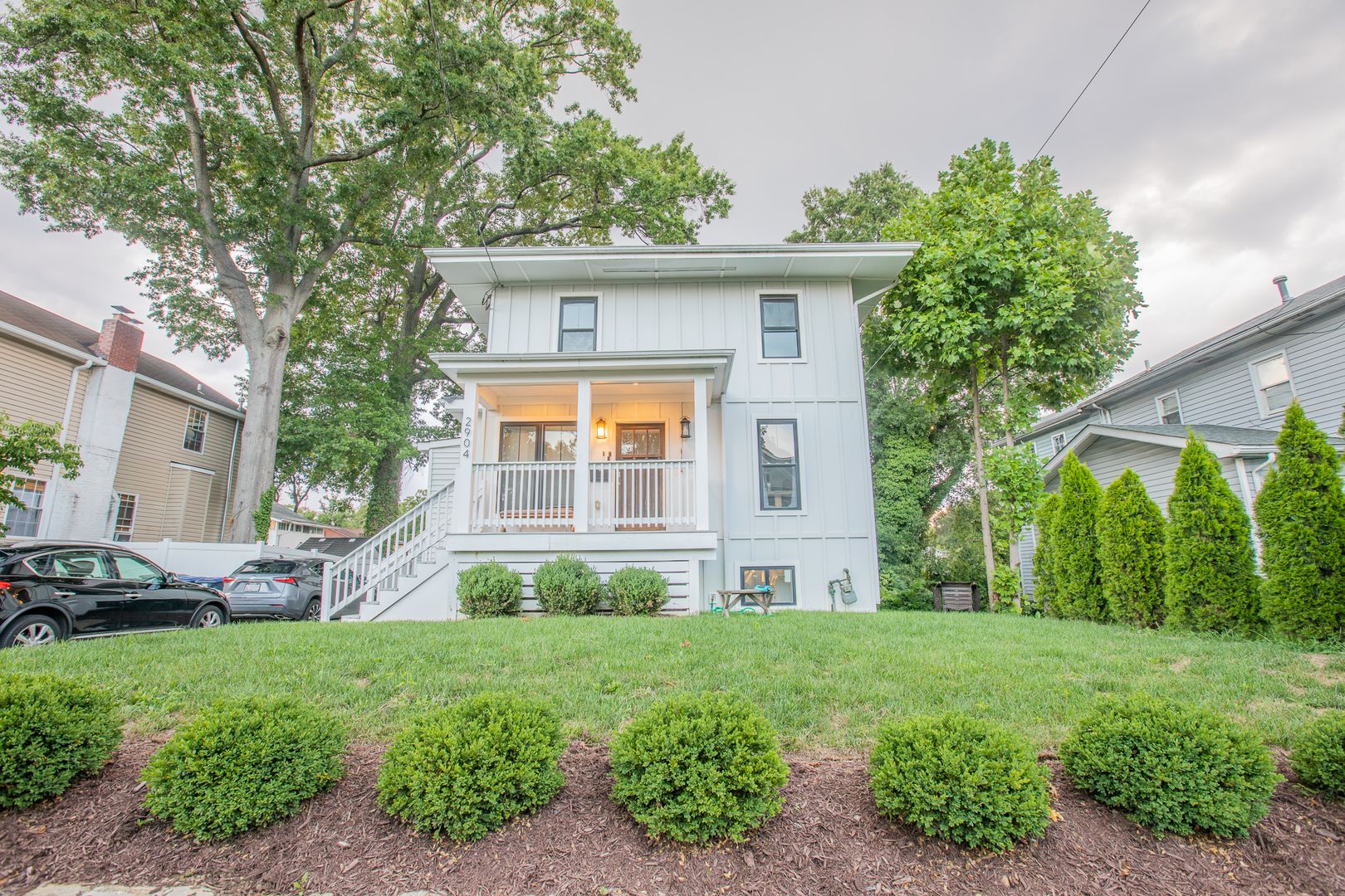 Washington Condo: 2904 Carlton Ave NE