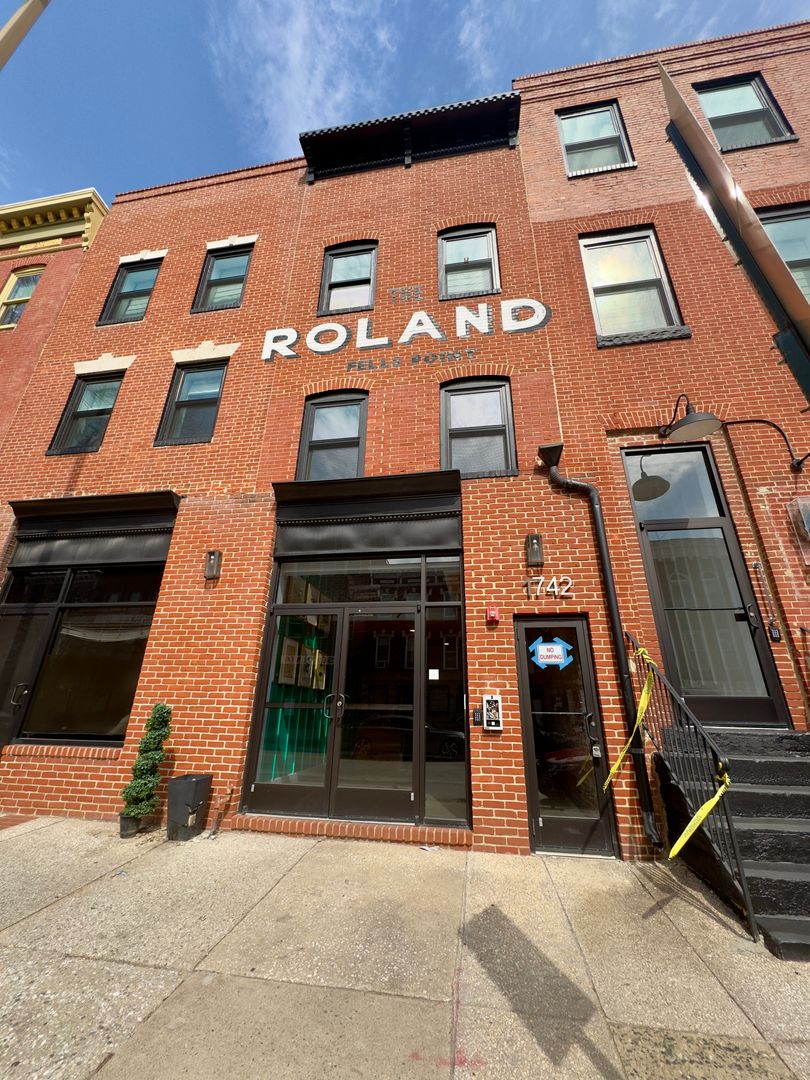 Baltimore Apartment: 1742 Fleet St