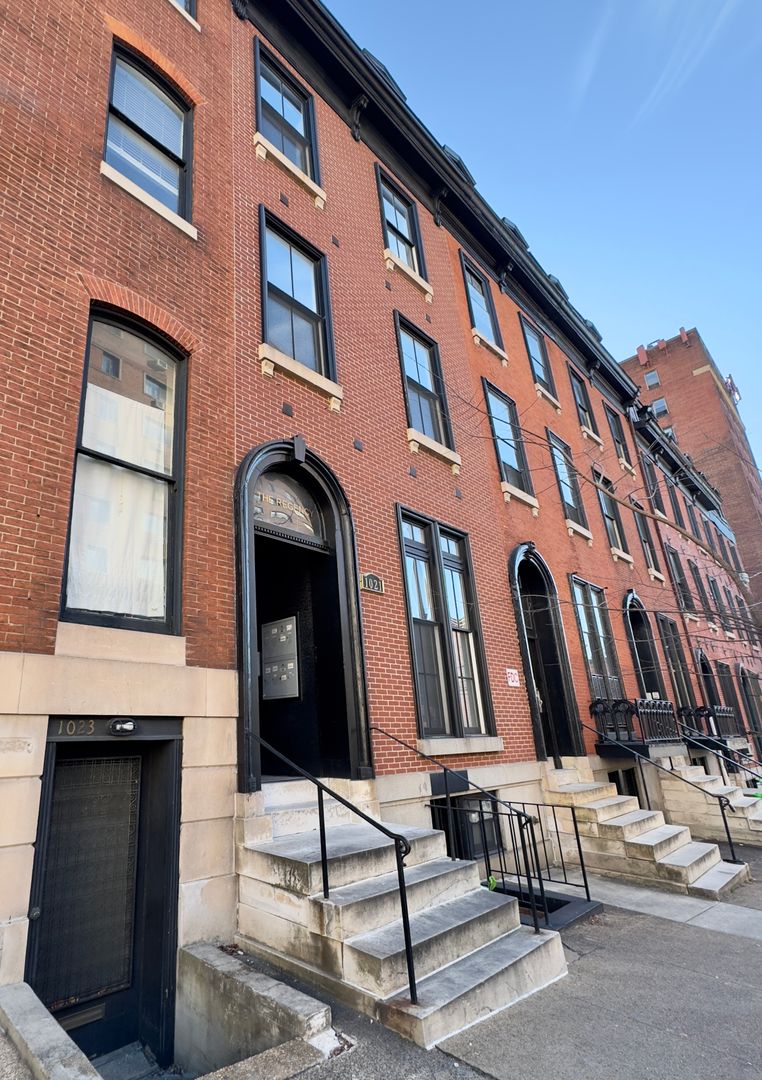 Baltimore Apartment: 1021 St Paul Street