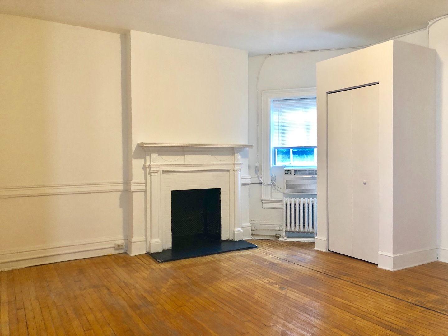 Baltimore Apartment: 1301 St Paul Street