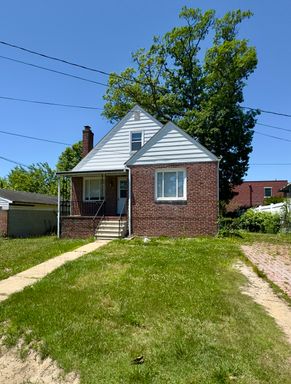 Charming 3 Bedroom/2 Bathroom Home in Parkville, MD!