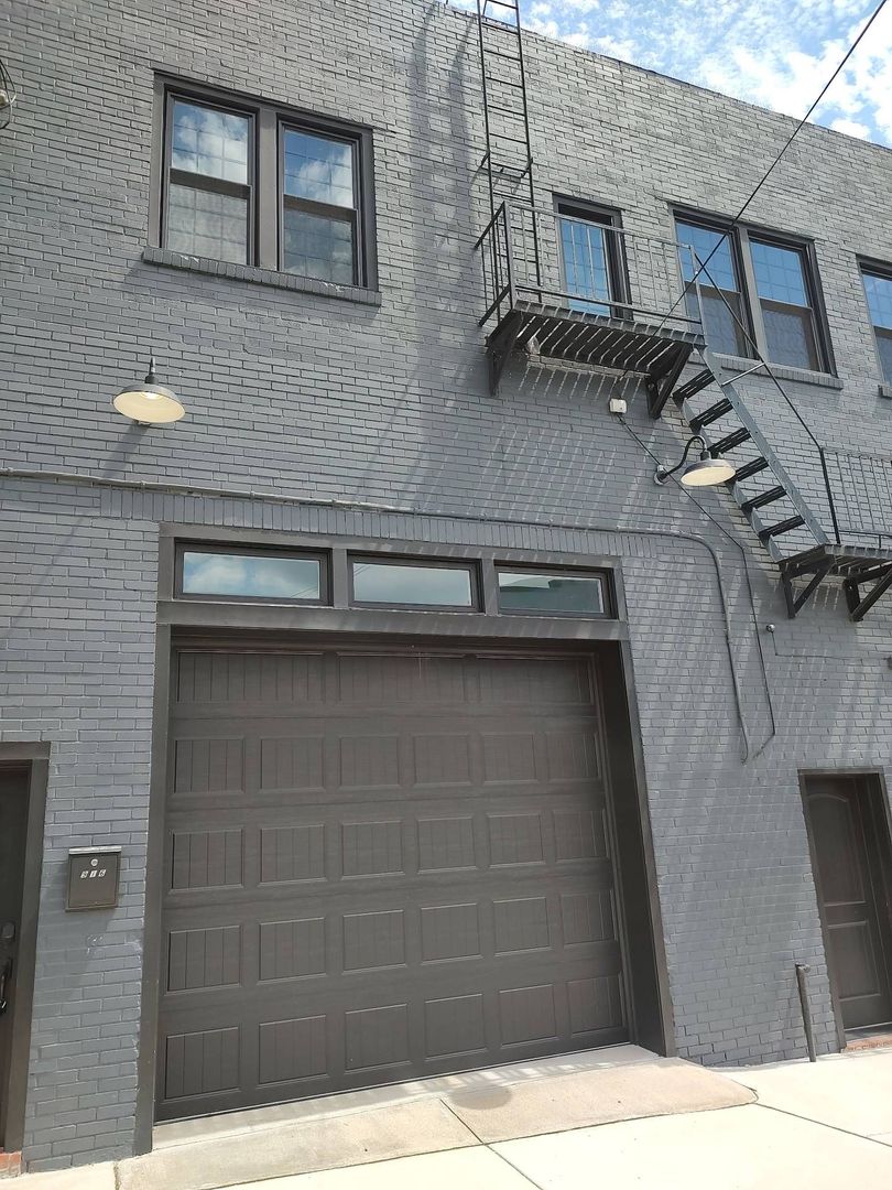 Baltimore Condo: 916 Washington Blvd - Upper Floor