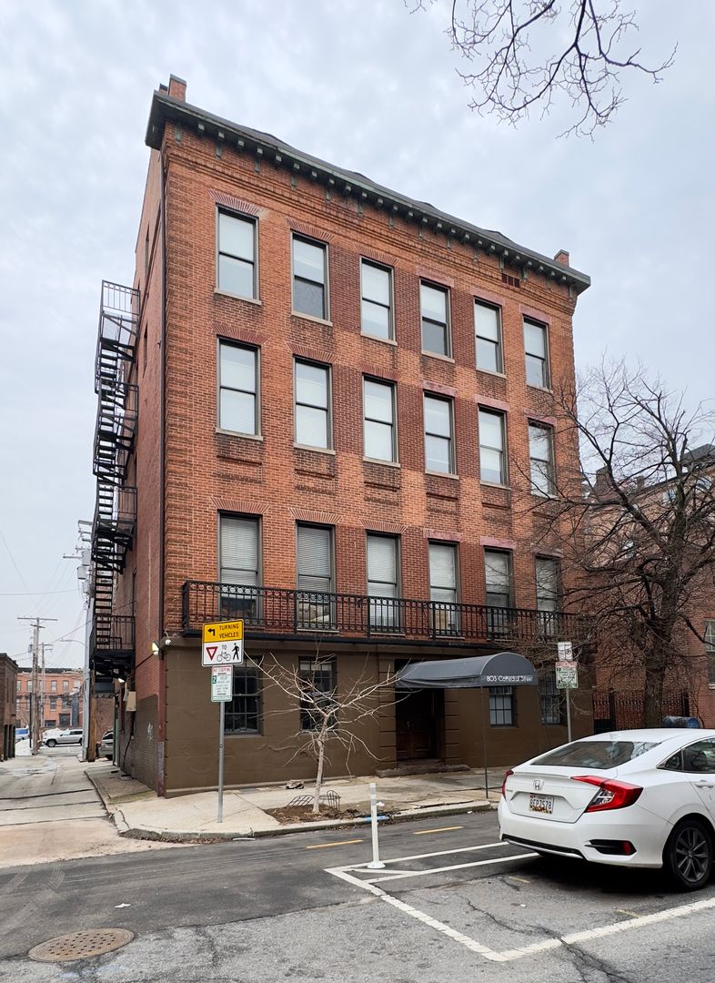 Baltimore Apartment: 803-805 Cathedral St