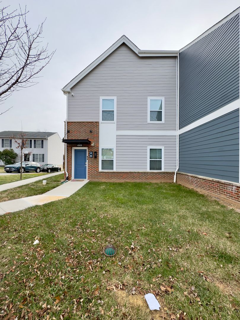 Baltimore Apartment: 4909 Hamilton Ave
