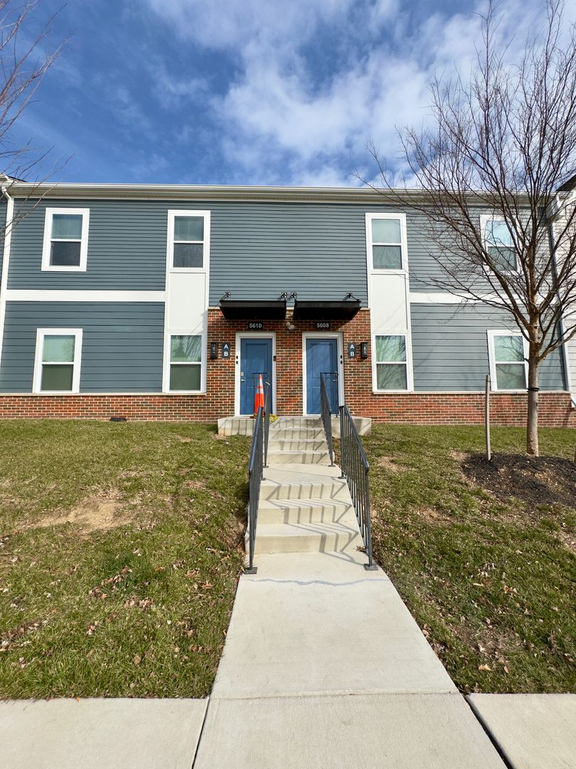 Baltimore Apartment: 4909 Hamilton Ave