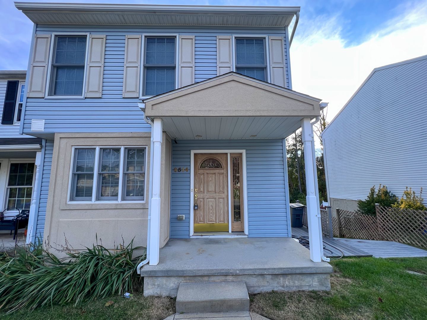 Nottingham House: 8514 Rhuddlan Rd