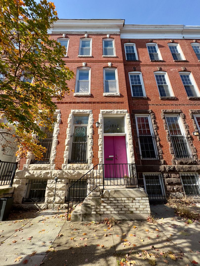 Baltimore Townhome: 1812 N Calvert St