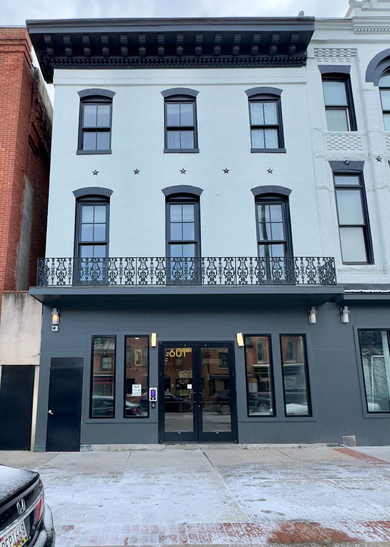 Baltimore Apartment: 601 S Broadway