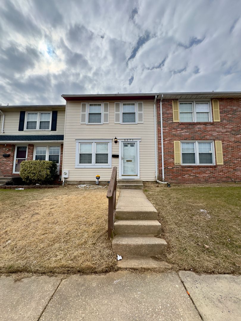 Baltimore Townhome: 5371 King Arthur Cir