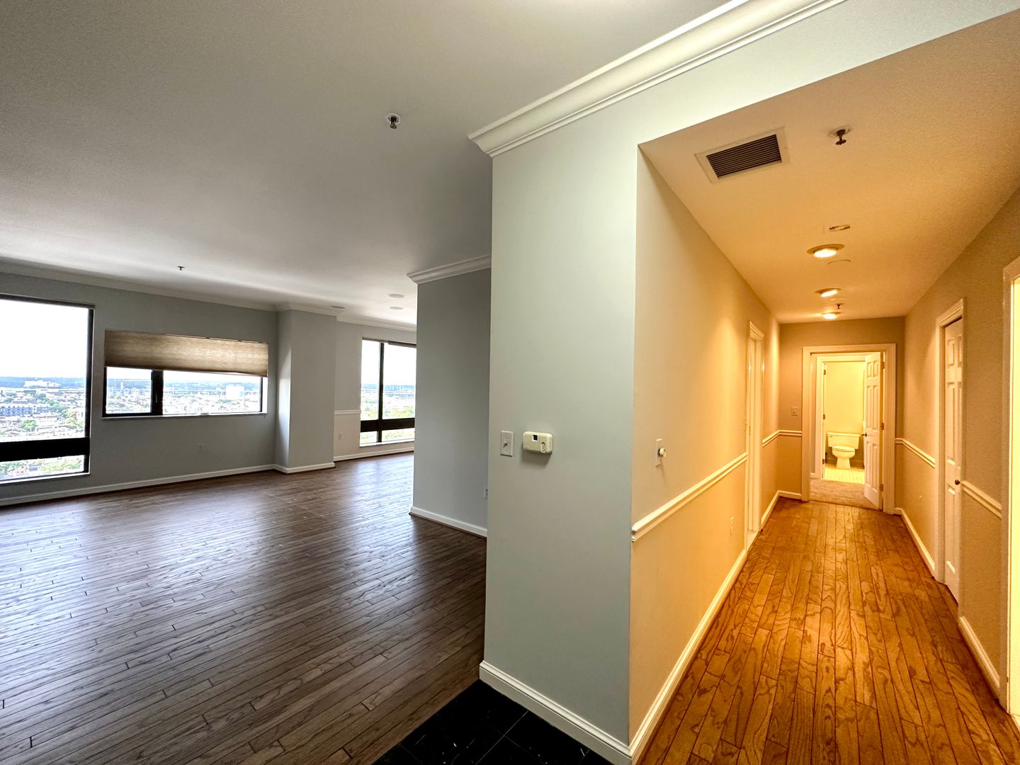 Baltimore Condo: 10 E Lee St