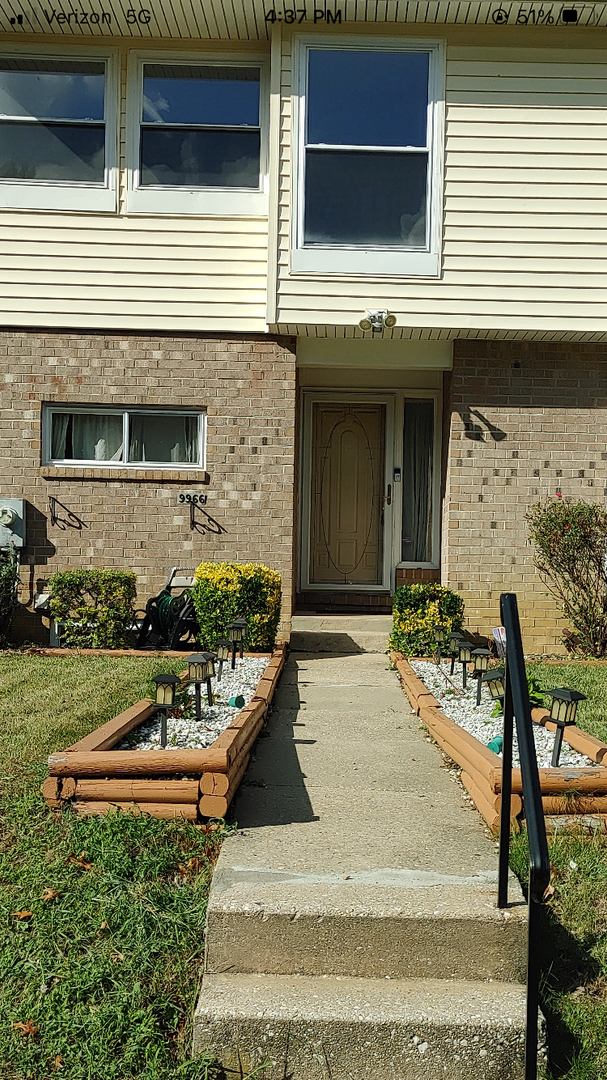 Randallstown House: 9966 Shoshone Way