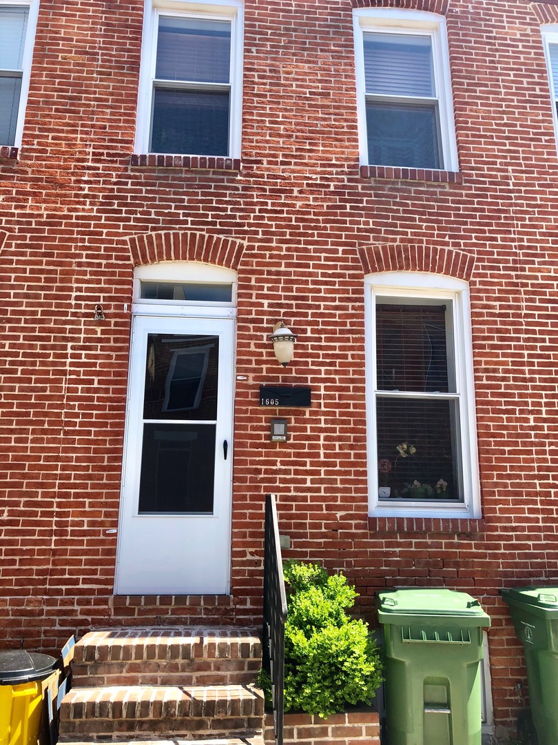 Baltimore Townhome: 1605 Patapsco St