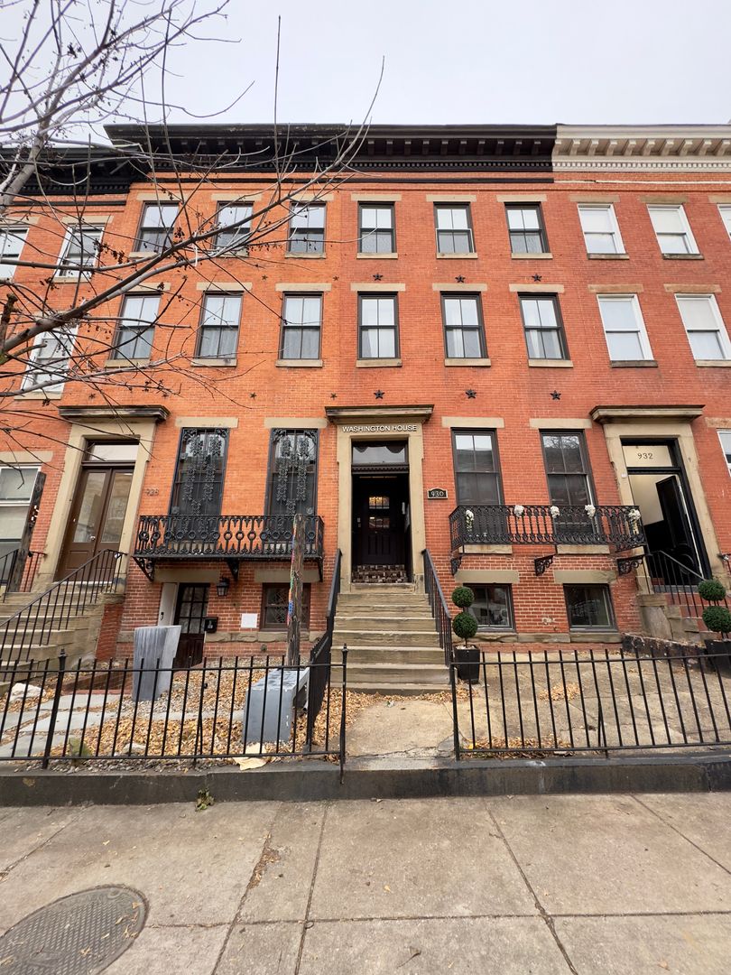 Baltimore Apartment: 930-938 N Calvert St