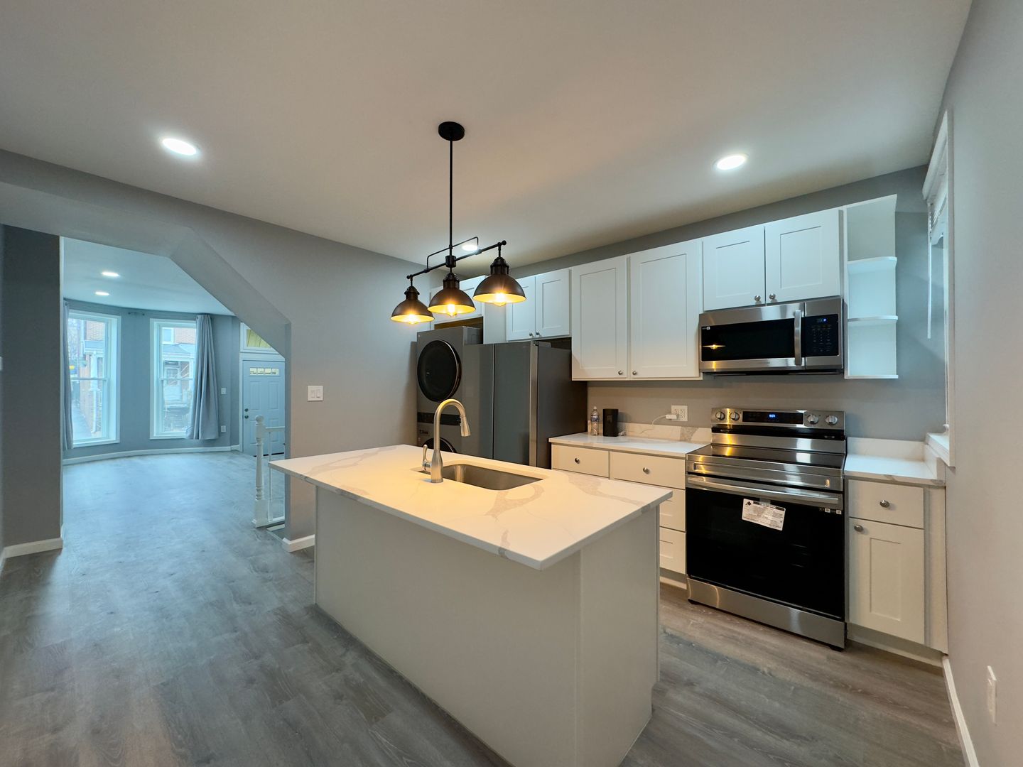Baltimore Townhome: 3331 Beech Ave