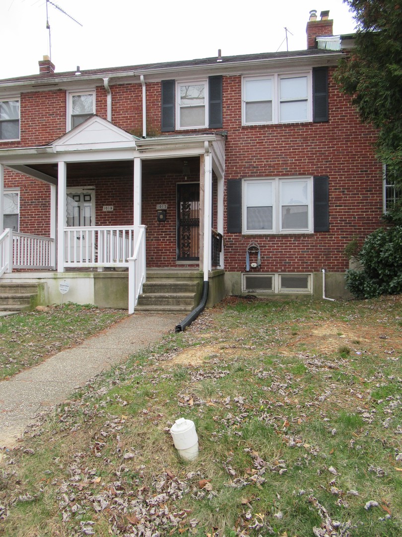 Baltimore Townhome: 1013 Saint Dunstans Road