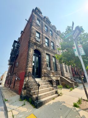 Studio Apartment – 10 E Biddle Street - Unit 2B, Baltimore, MD 21202