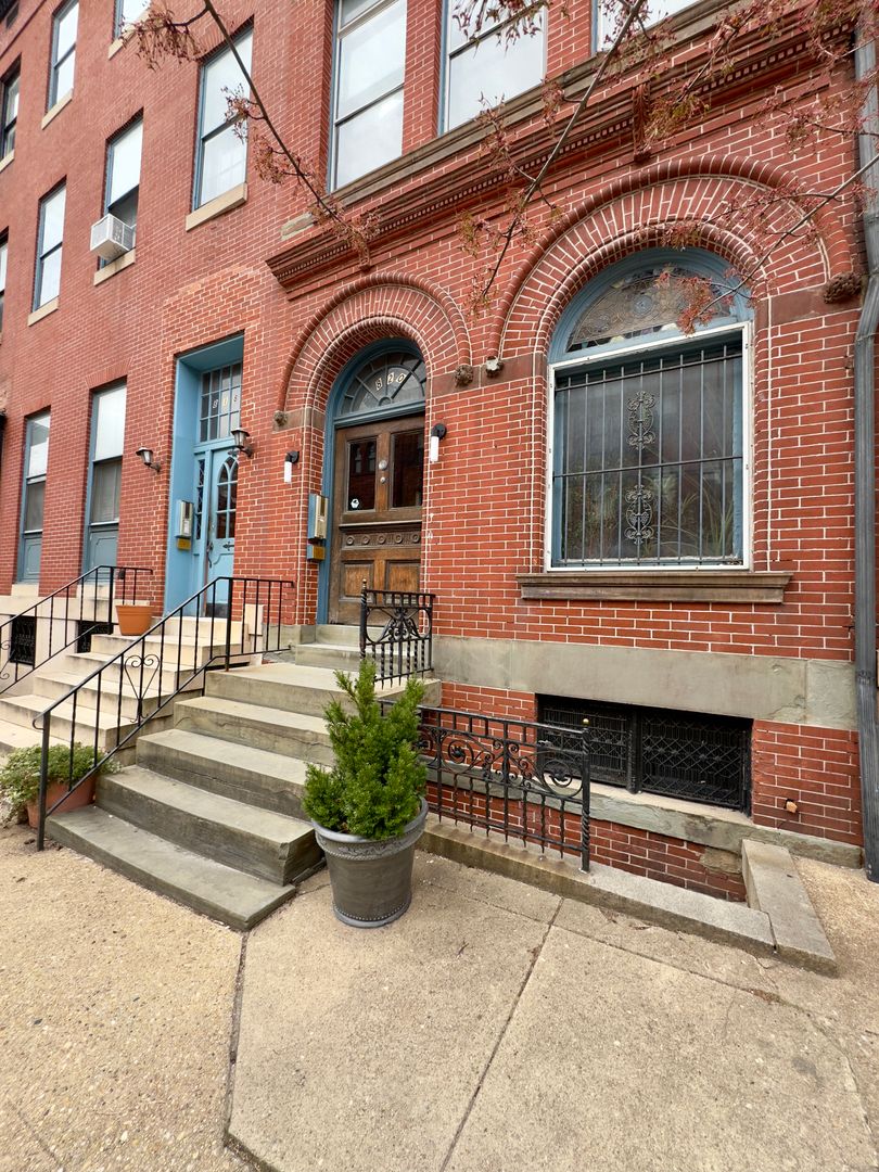 Baltimore Apartment: 820 Park Ave