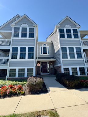 2 Bedroom Condo – 1458 Greenbriar Cr, Unit 2, Pikesville, MD 21208