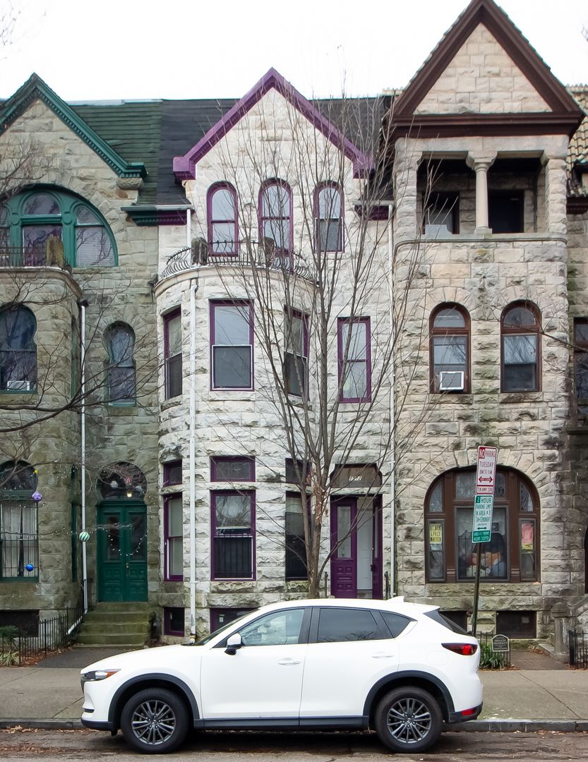 Baltimore Apartment: 1512 West Mount Royal Ave