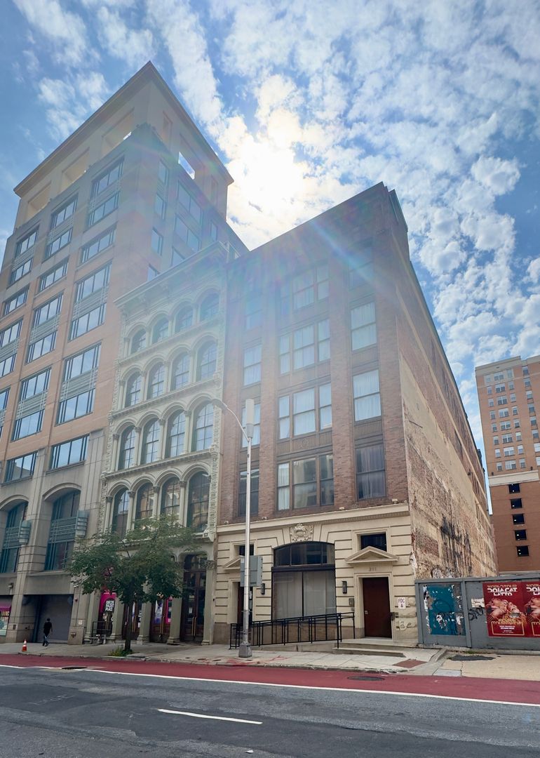 Baltimore Apartment: 311 W Baltimore St
