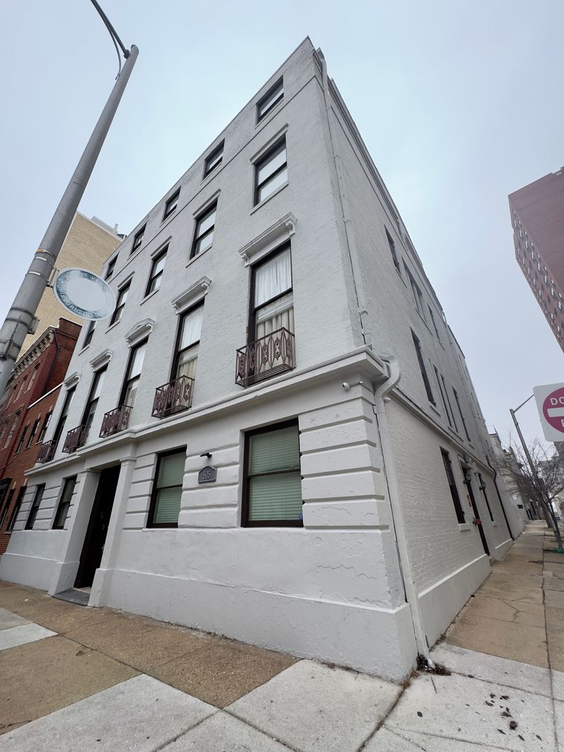 Baltimore Apartment: 505 Park Ave