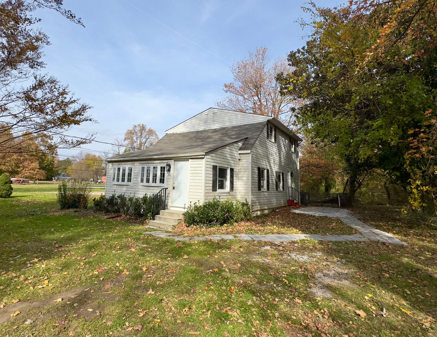 Baltimore House: 815 Seneca Park Rd