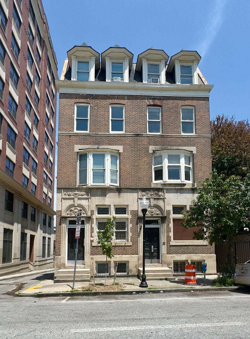 Baltimore Apartment: 10 & 12 W Biddle Street, & 1629 St Paul Street