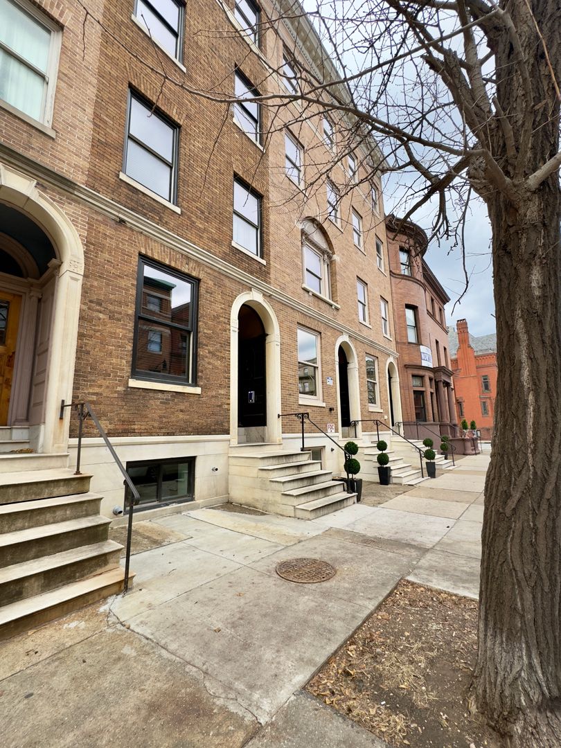 Baltimore Apartment: 1122 N Calvert St