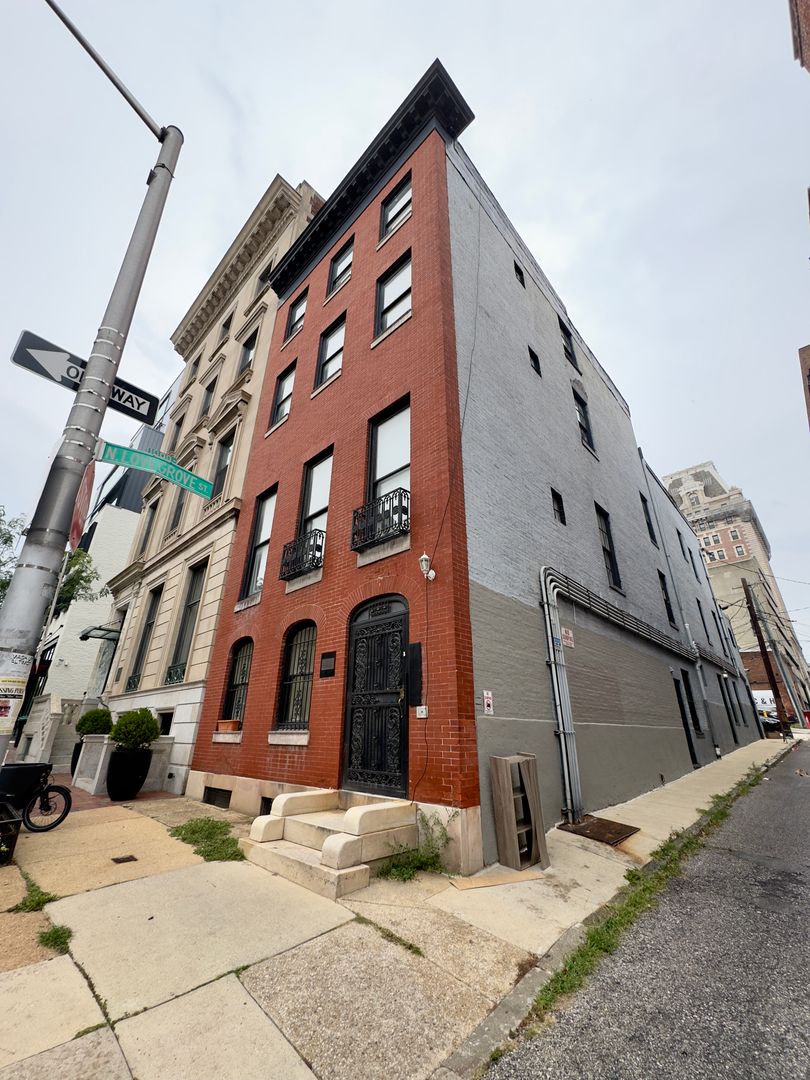 Baltimore Apartment: 8 & 21 E Eager Street