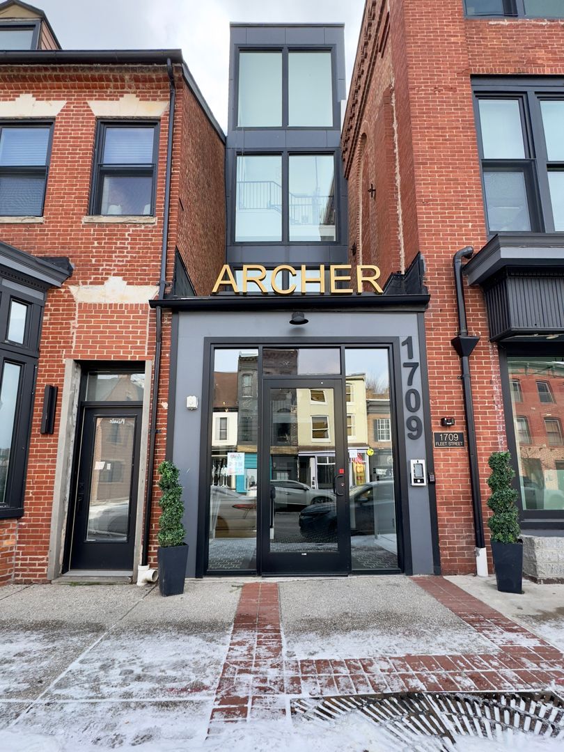 Baltimore Apartment: 1709 Fleet St