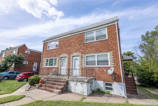 Charming 2Bed/1.5Bath in Frankford neighborhood! – photo 1