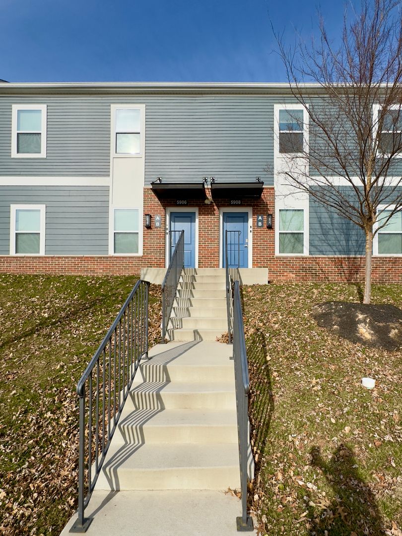 Baltimore Apartment: 4909 Hamilton Ave