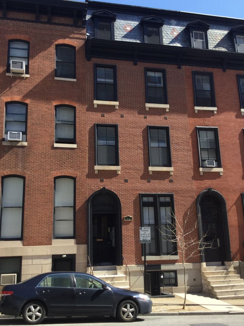 Baltimore Apartment: 1021 St Paul Street