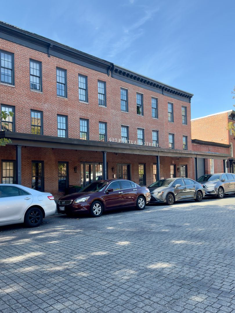 Baltimore Apartment: 613 Portland St