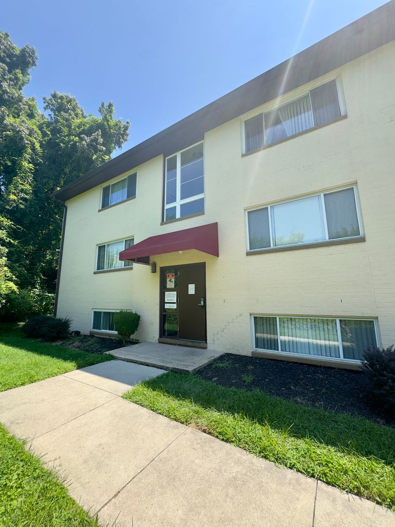 Baltimore Apartment: 5001 Midwood Ave