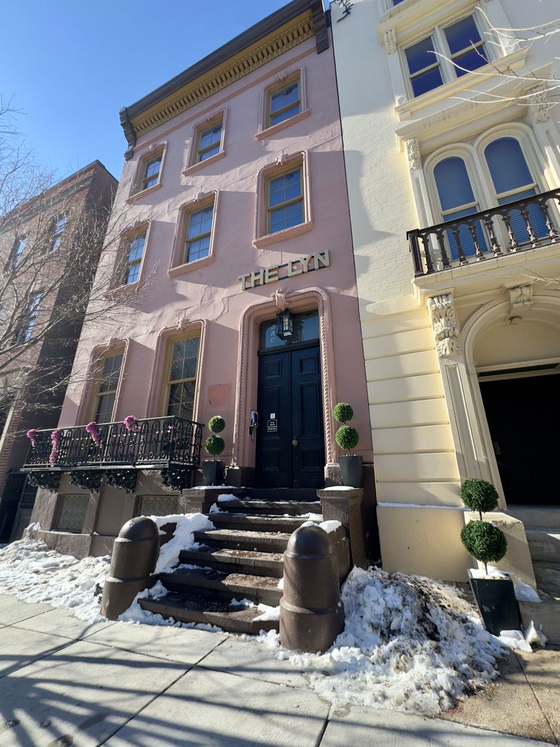 Baltimore Apartment: 606-610 Cathedral St